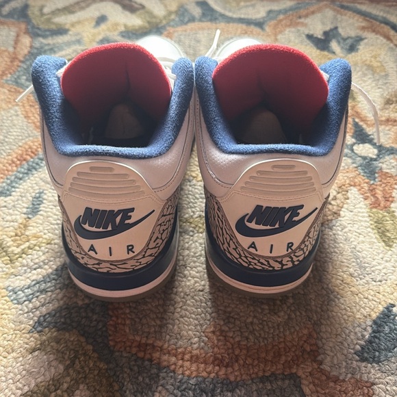 Air Jordan Retro 3 True Blue 2017 - Picture 4 of 6